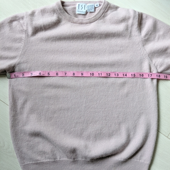 TSE Cashmere Short Sleeve Sweater - Picture 4 of 5